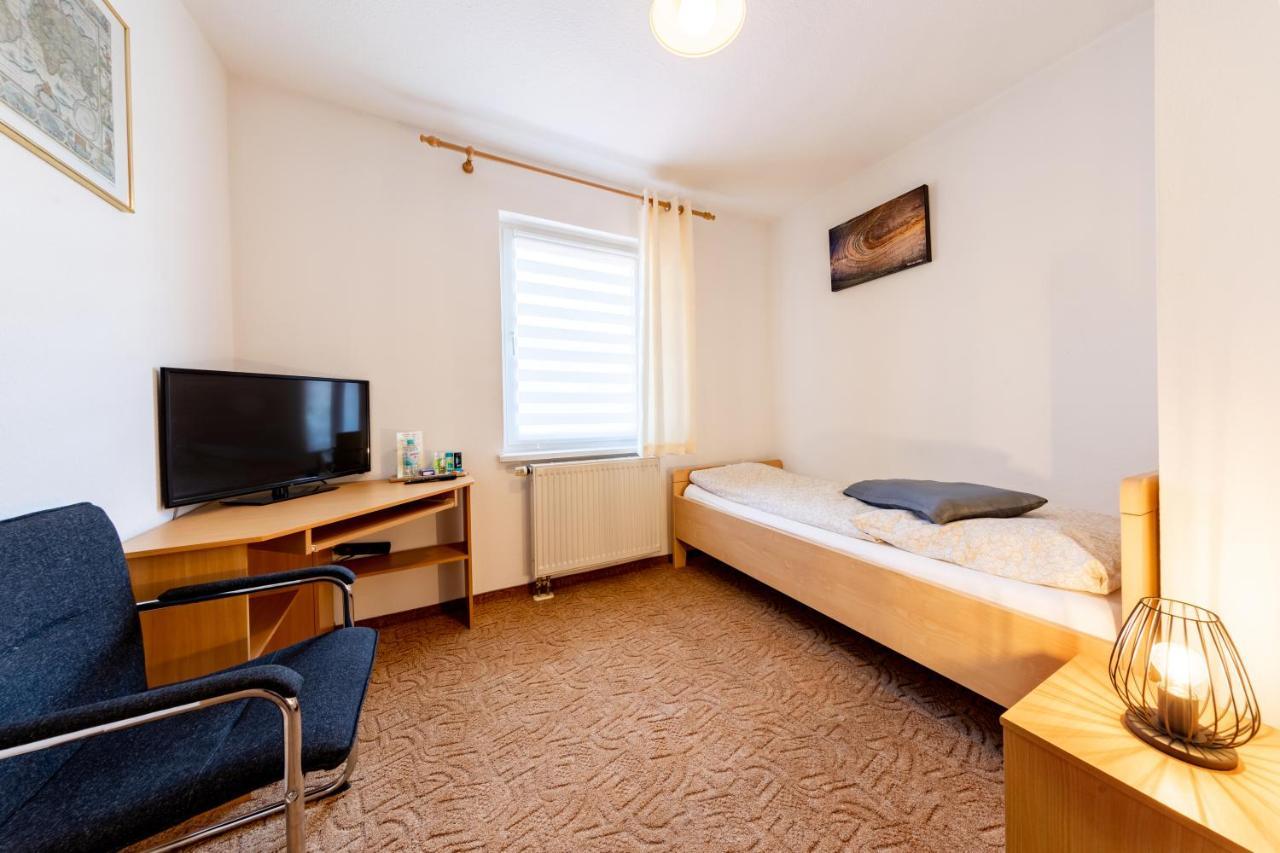 Pension & Gaststaette Zur Salzgrube Sondershausen Extérieur photo